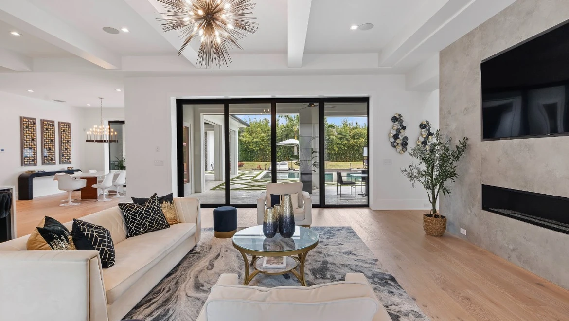 PGT_CVM_Element-Builders_interior_SGD670_3.jpg